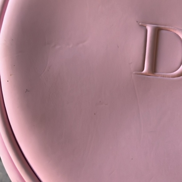 Dior round pink makeup bag - Picture 2 of 13